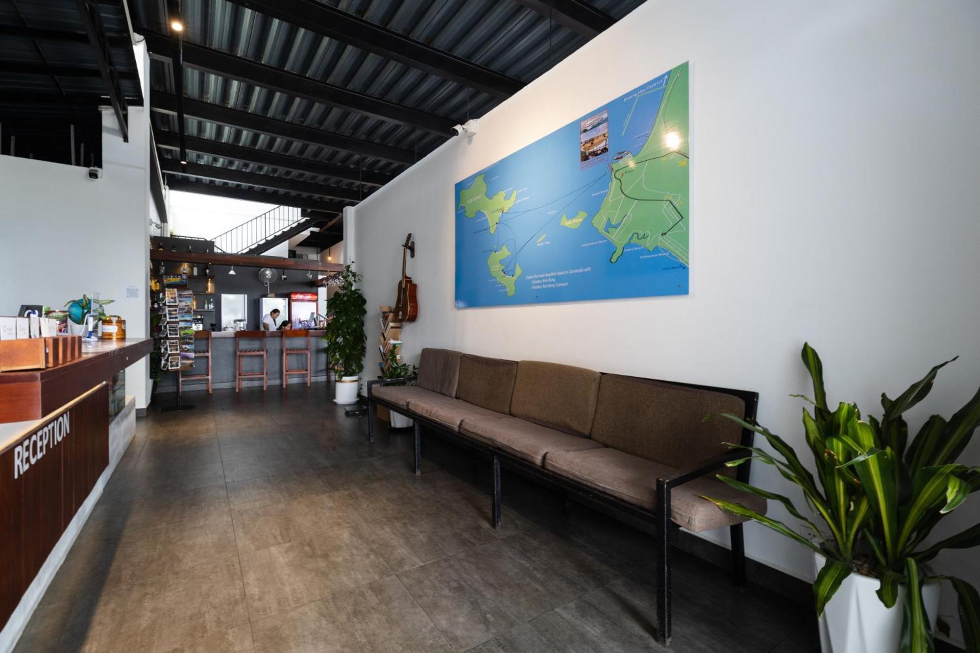 Onederz Sihanoukville - 10 Mins Walk From The Tourism Pier Екстер'єр фото